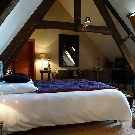 Alojamento de Acomodação e Pequeno-almoço Particulier Le Clos De La Croix 3*